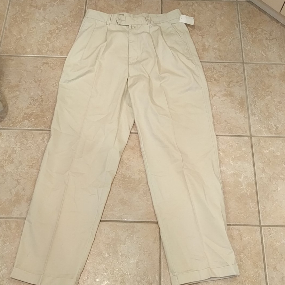 Men's pleated Cutter and Buck khaki pants
